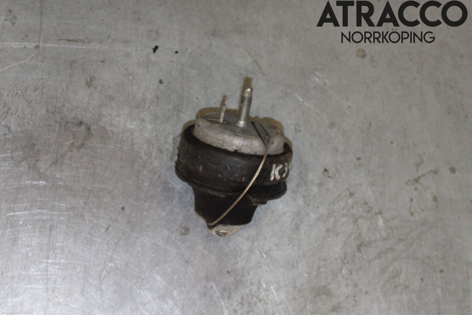 Volvo V70 05-08 Motor Feste Gummi