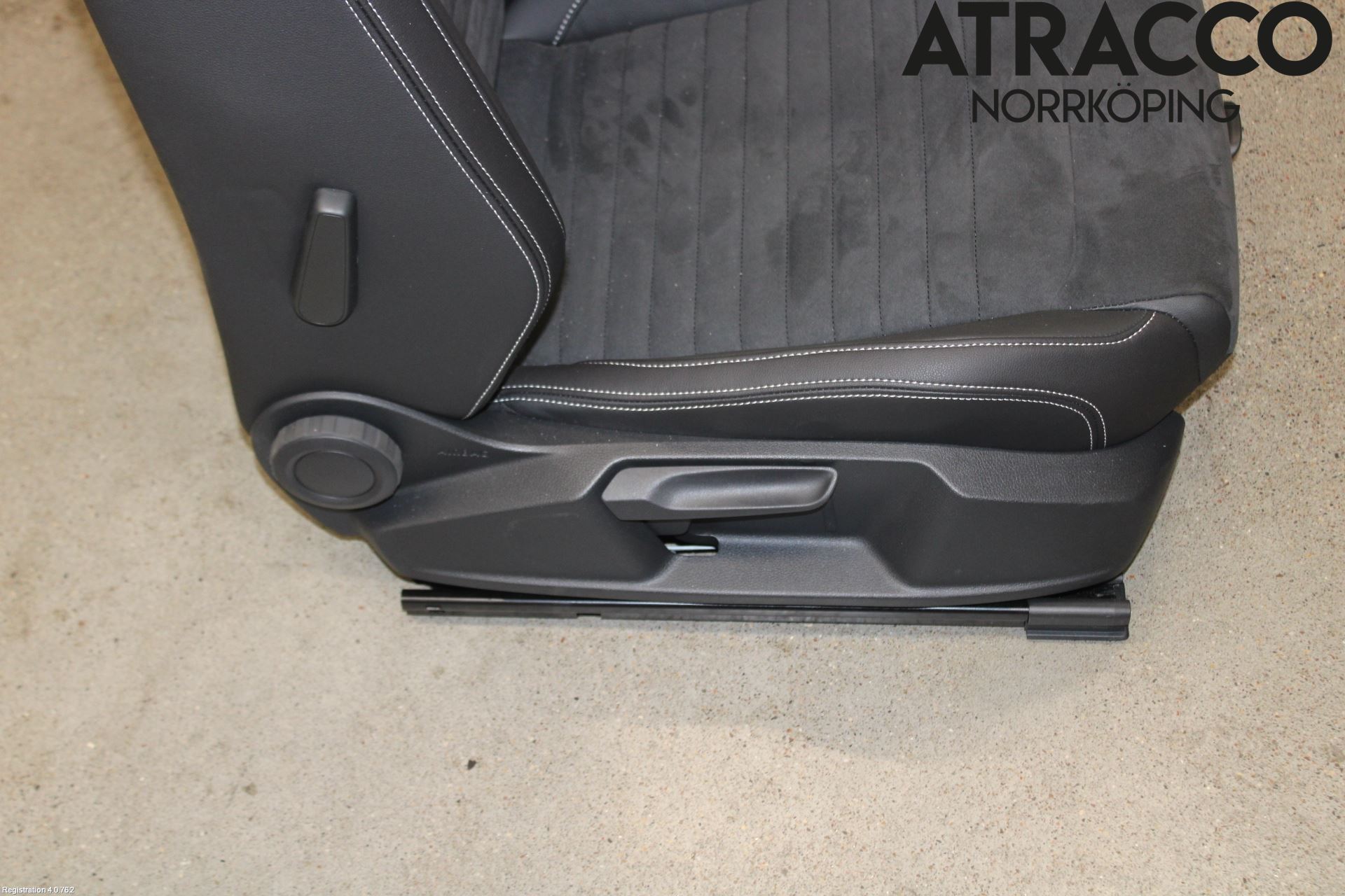 Volkswagen VW PASSAT 20-24 Innr Sete Foran Høyre