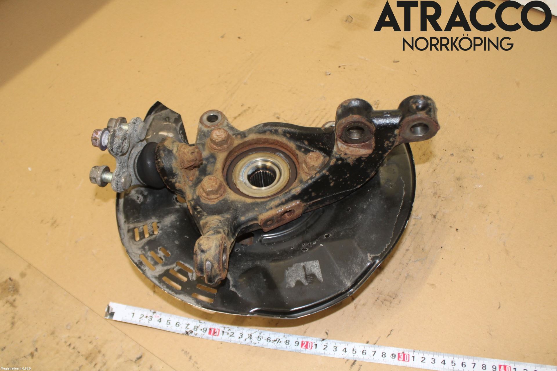 Toyota COROLLA 19- Spindel Hf