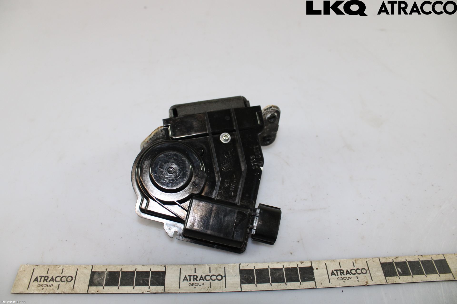 Toyota AVENSIS 09-15 Bakluke-Lokk Låsekasse