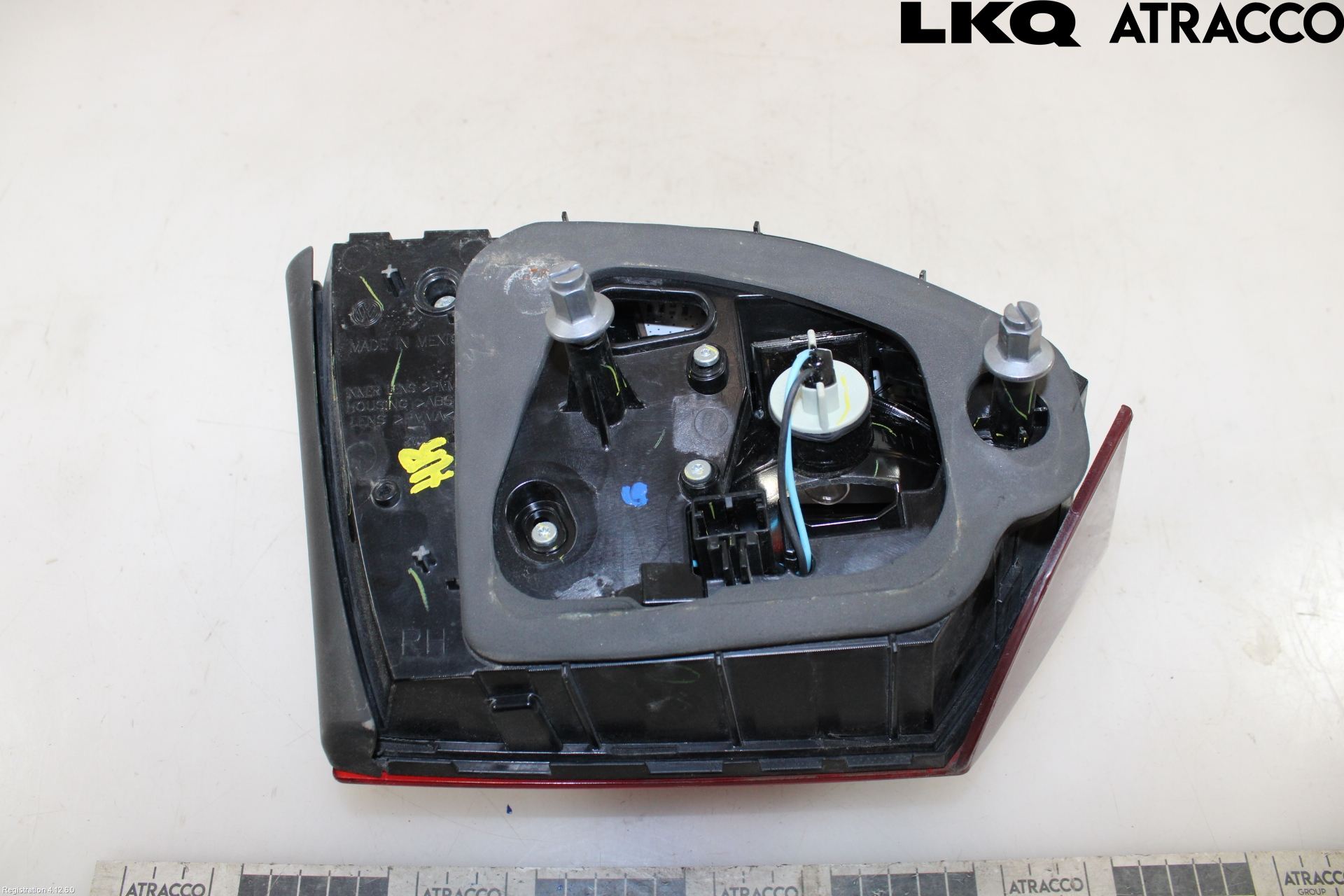 Volkswagen VW JETTA VI 11- Baklykt Høyre  På Luke(Indre)