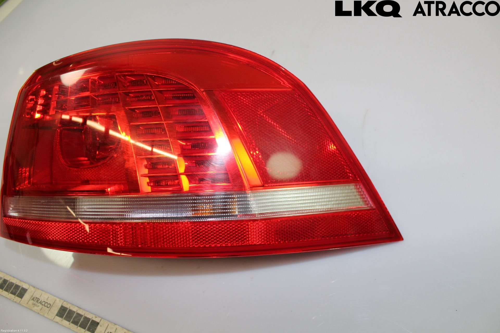 Volkswagen VW PASSAT 11-14 Baklykt Høyre