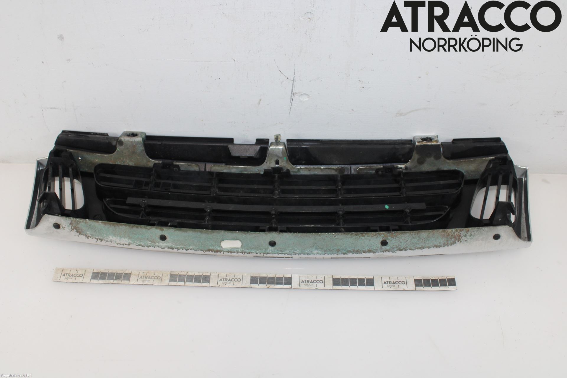 Saab 9000 CS    92-98 Grill Komplett