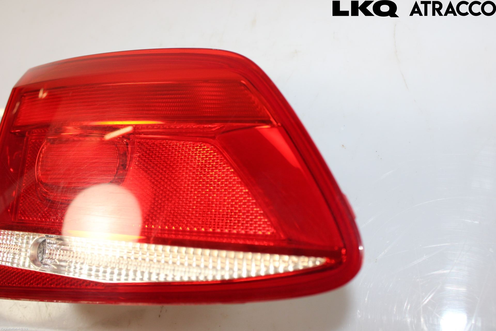 Volkswagen VW PASSAT 11-14 Baklykt Venstre  På Luke(Indre