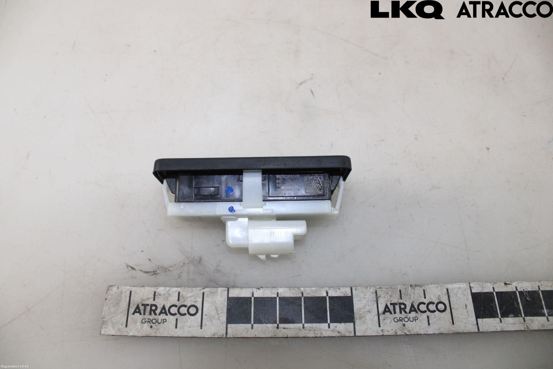 Opel ASTRA L 22- Bakluke Handtak Ytre