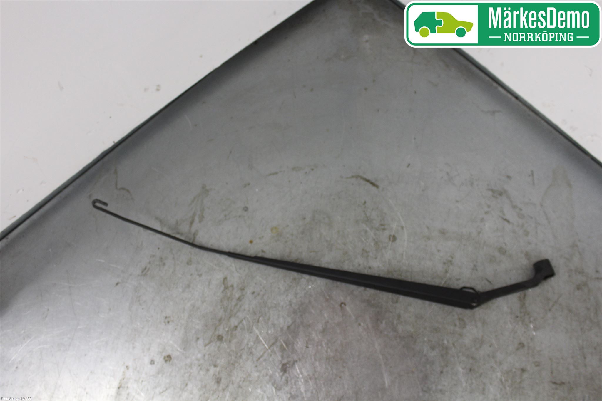 Mitsubishi COLT   04-08 Viskerarm-Armer Frontrute