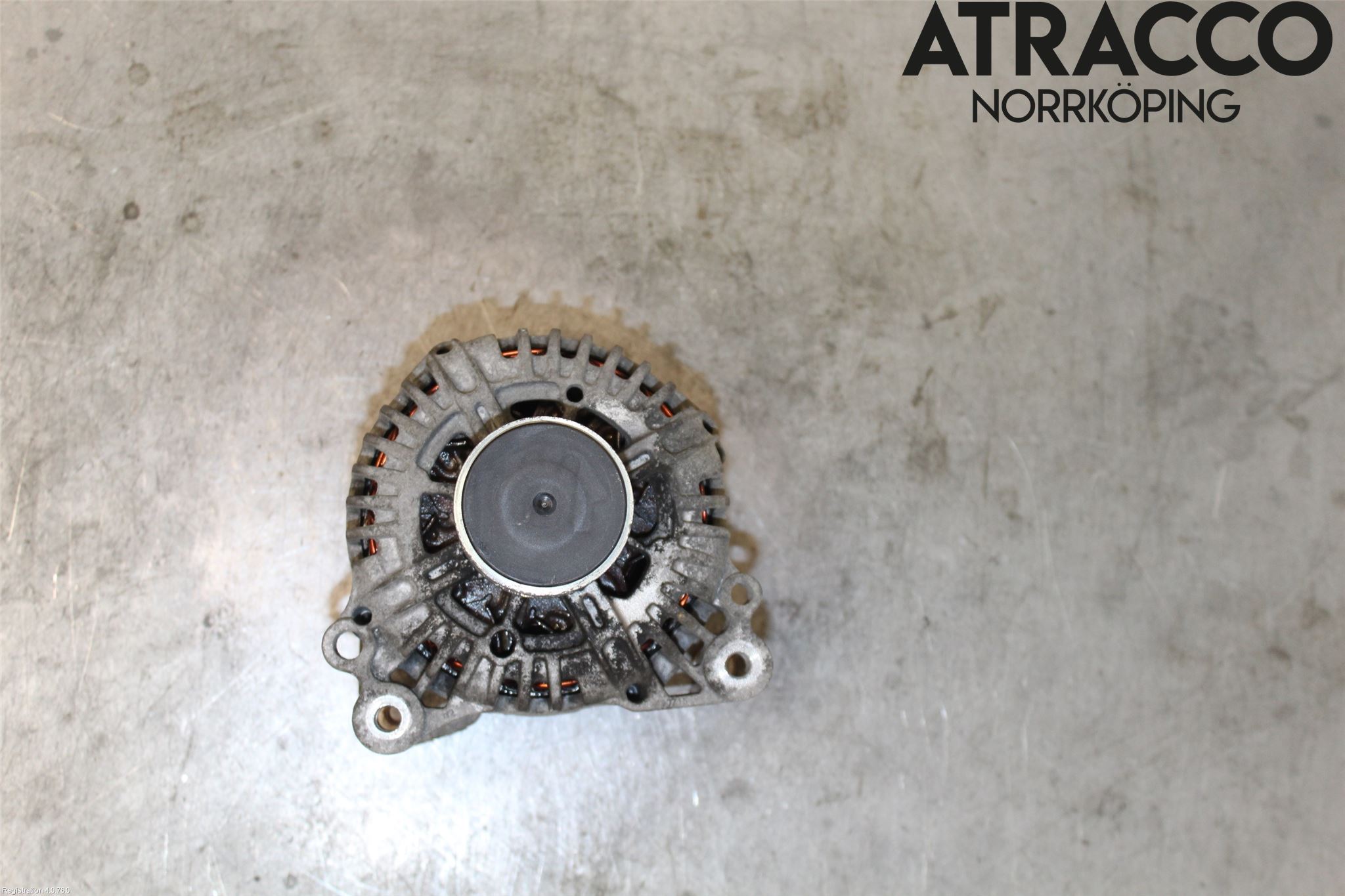 Volkswagen VW CADDY      04-10 Dynamo