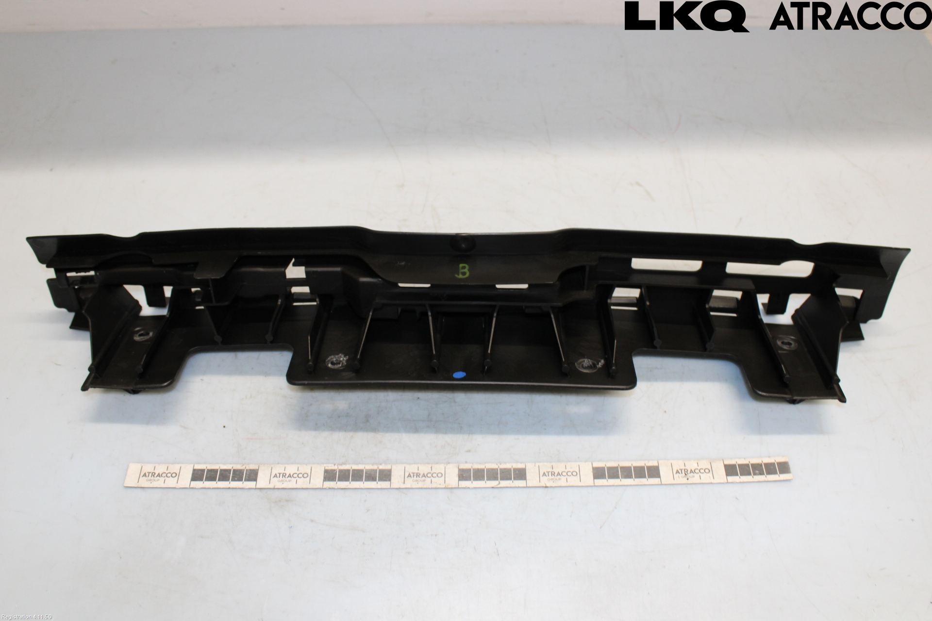 Renault CLIO III  09-12 Støtfanger Bak Midt Del