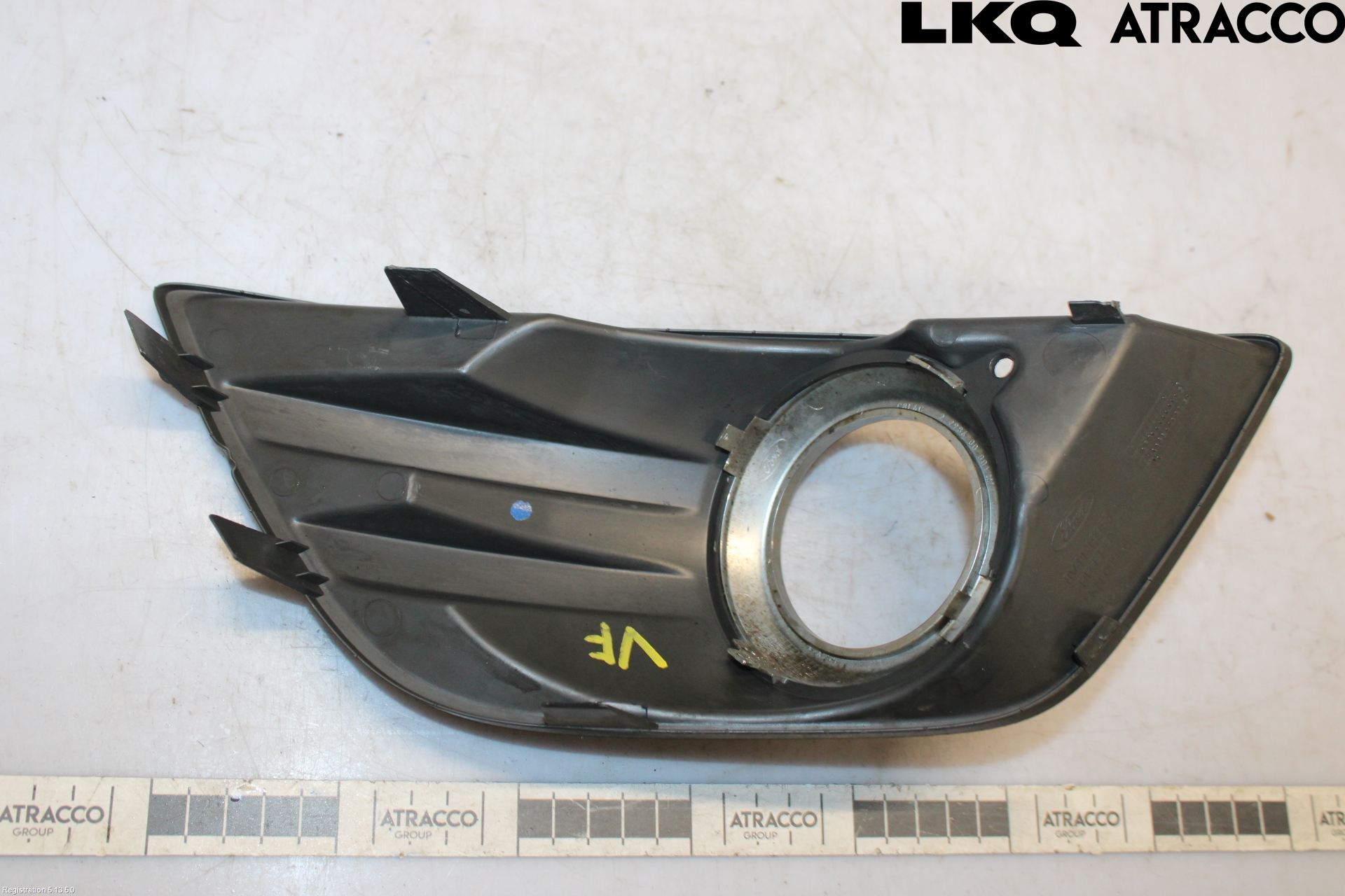Ford KUGA 08-12 Frontlykt Kurve-Tåkelys Ramme