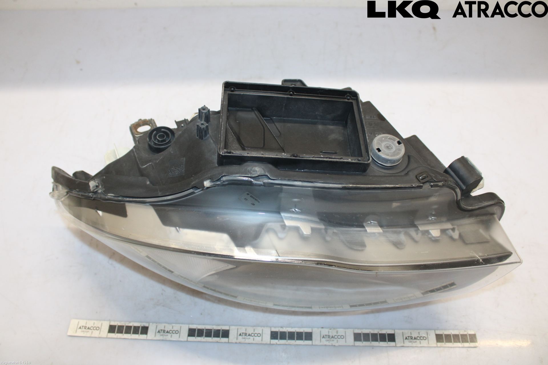 BMW 1 E87/81 5D/3D 03-11 Frontlykt Venstre