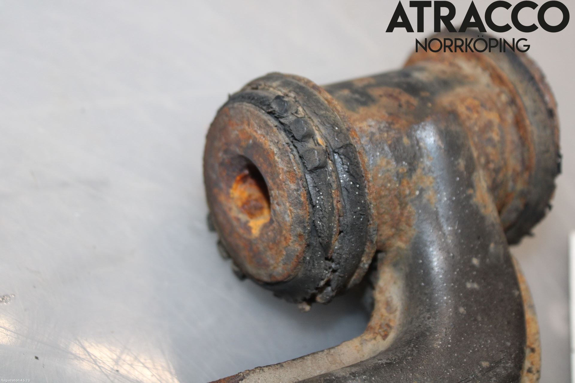 Mercedes-Benz MB 200-500  (W124) 86-96 Bærearm Foran Venstre Nedre