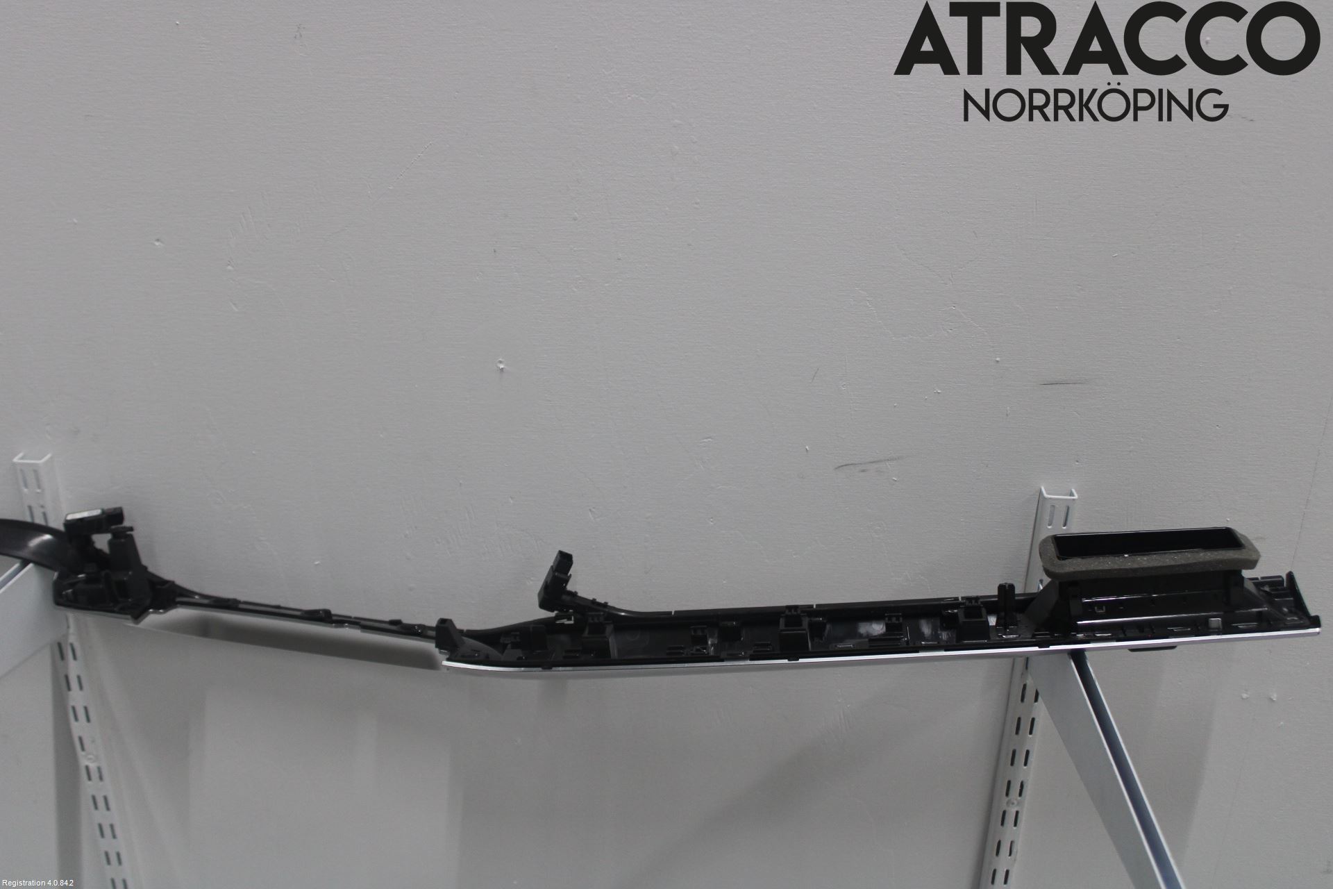 Volkswagen VW ID.4 21- Instrumentkonsoll Midt