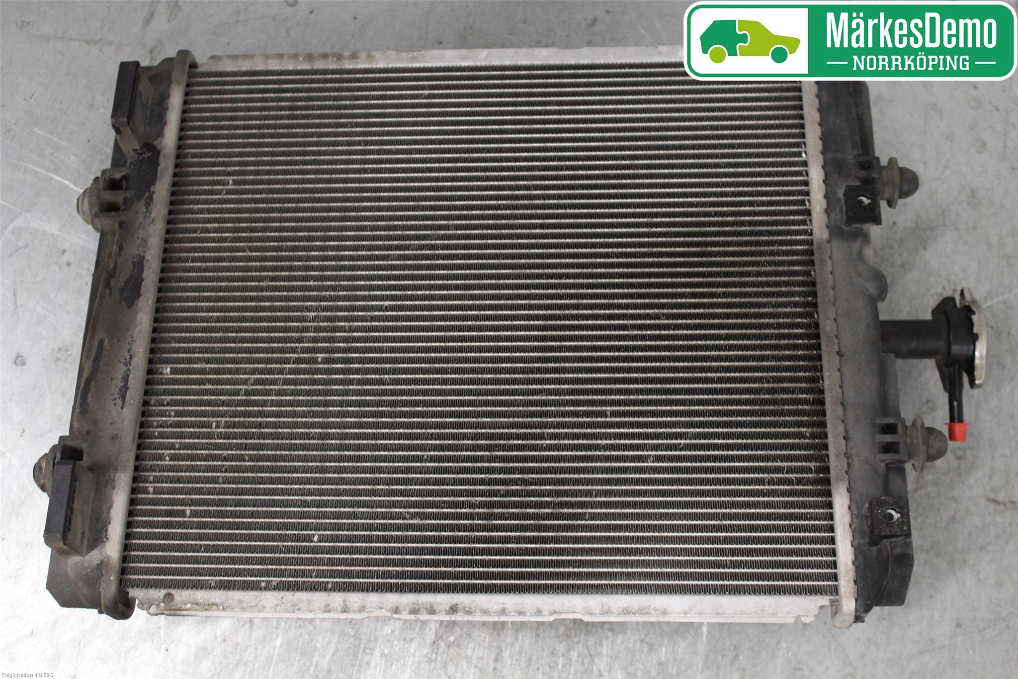 Toyota AYGO 06-14 Radiator Manuell