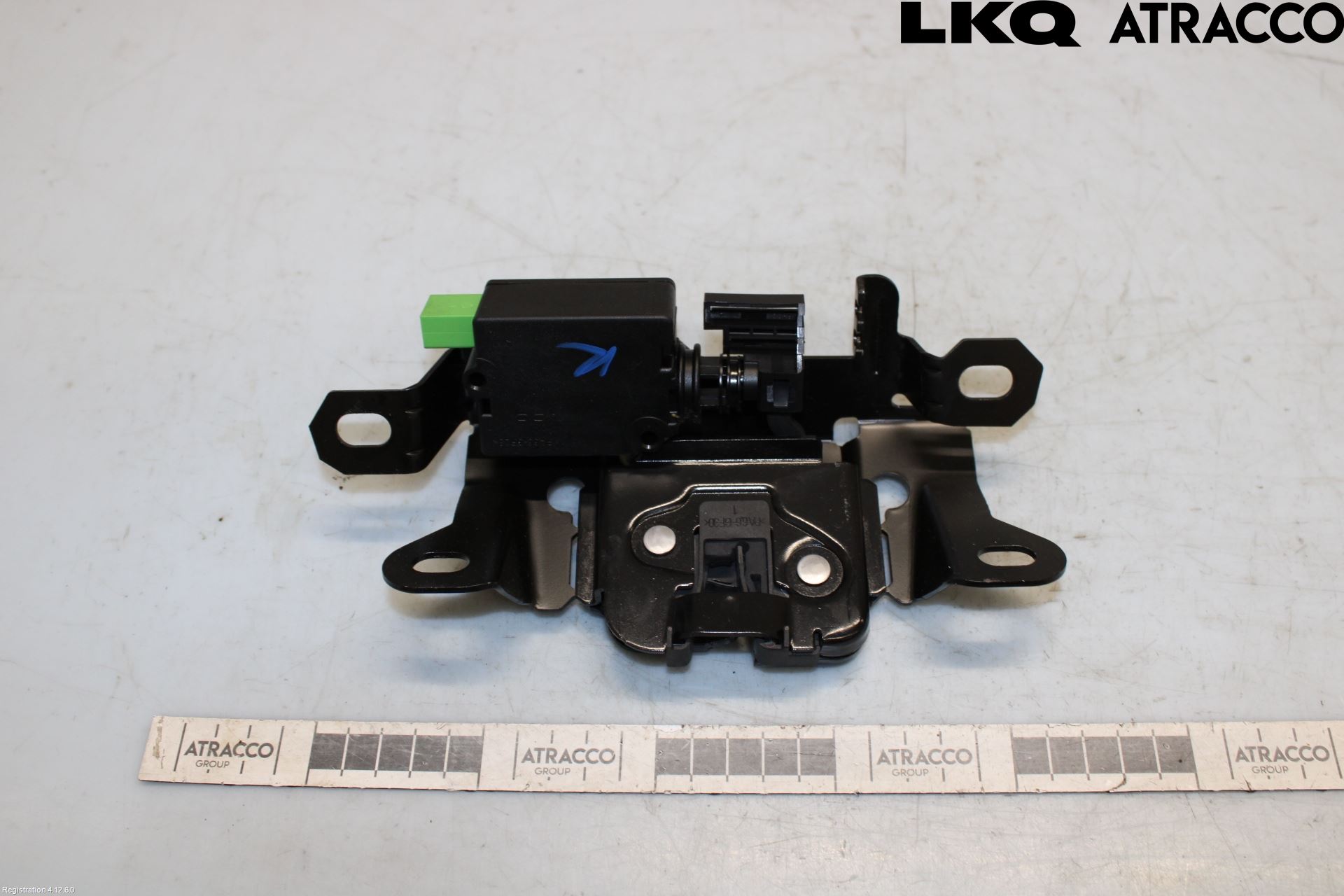 Volvo C30 07-10 Bakluke-Lokk Låsekasse