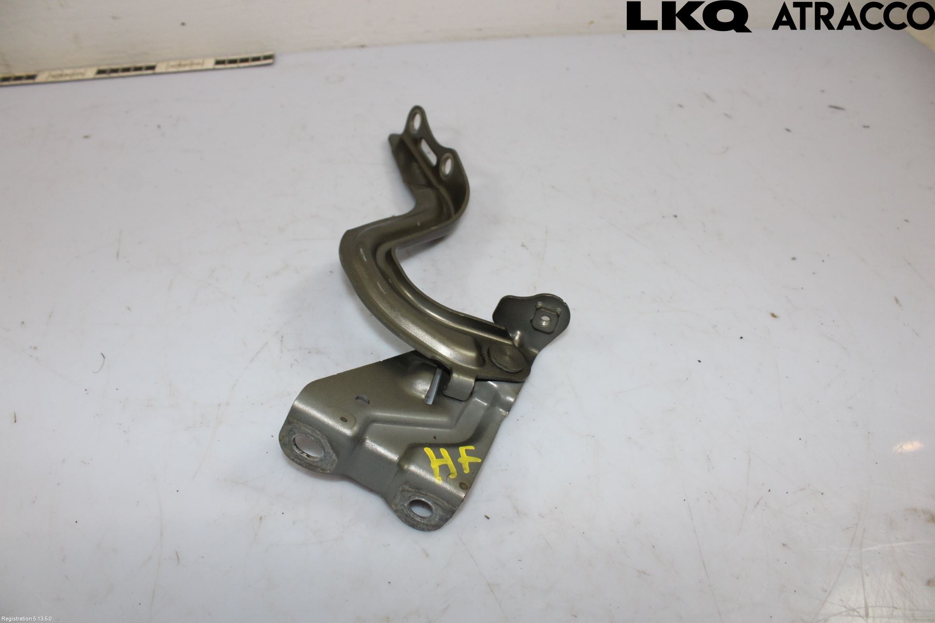 Toyota YARIS XP21 20- Panser Hengsel - Hengsler
