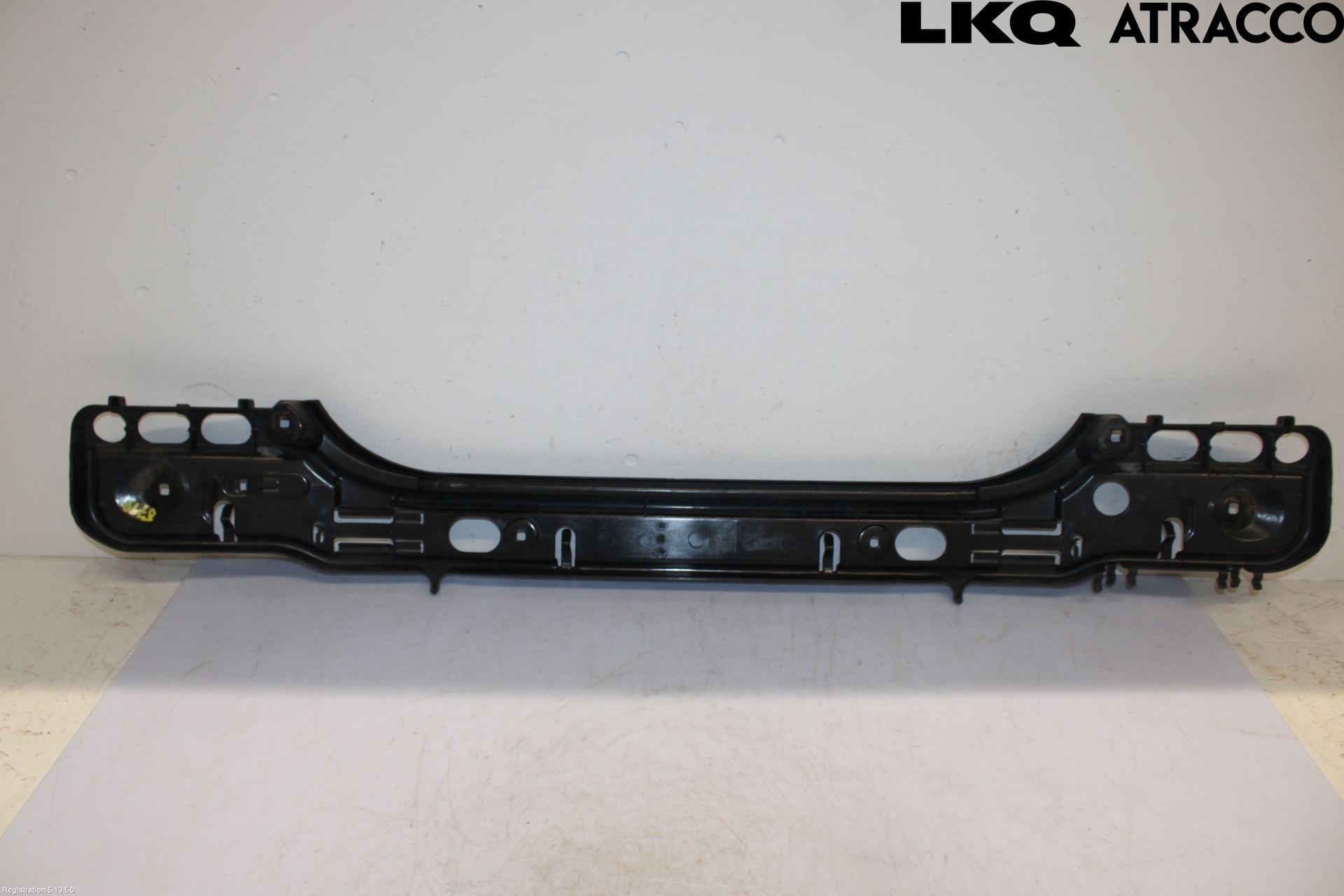 BMW 5 E60/61 Sed/Tou 02-10 Støtfanger Bak Midt Del