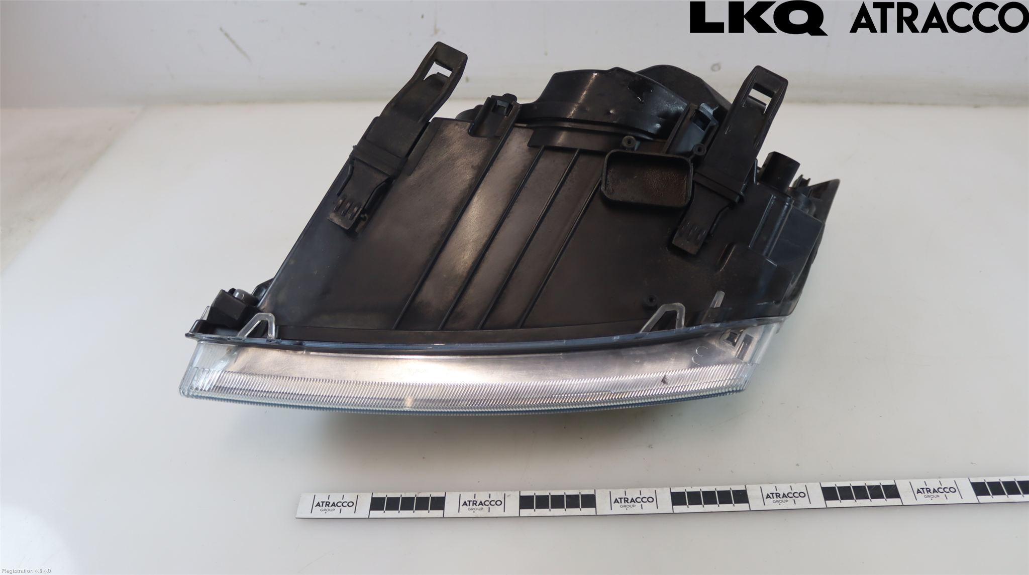 Ford FOCUS     04-07 Frontlykt Høyre