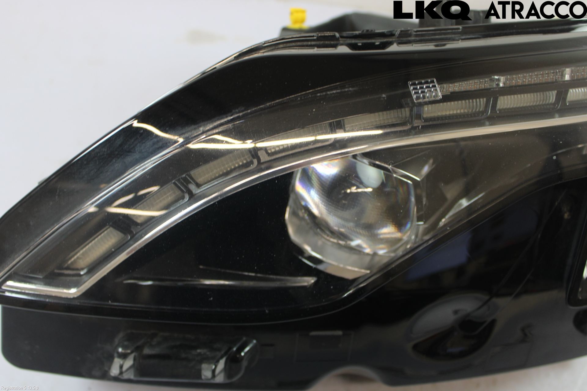 Peugeot 3008 17-24 Frontlykt Venstre