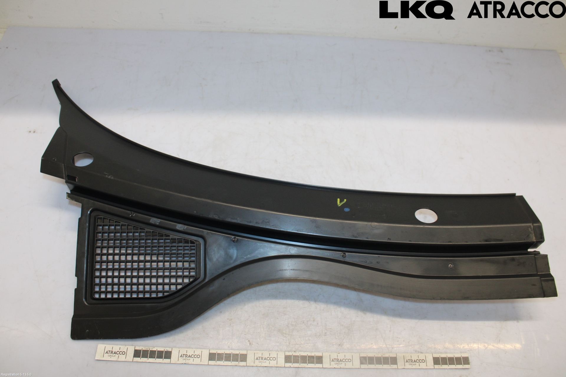 Volkswagen VW TIGUAN 24- Visker Deksel-Grill-Under Frr