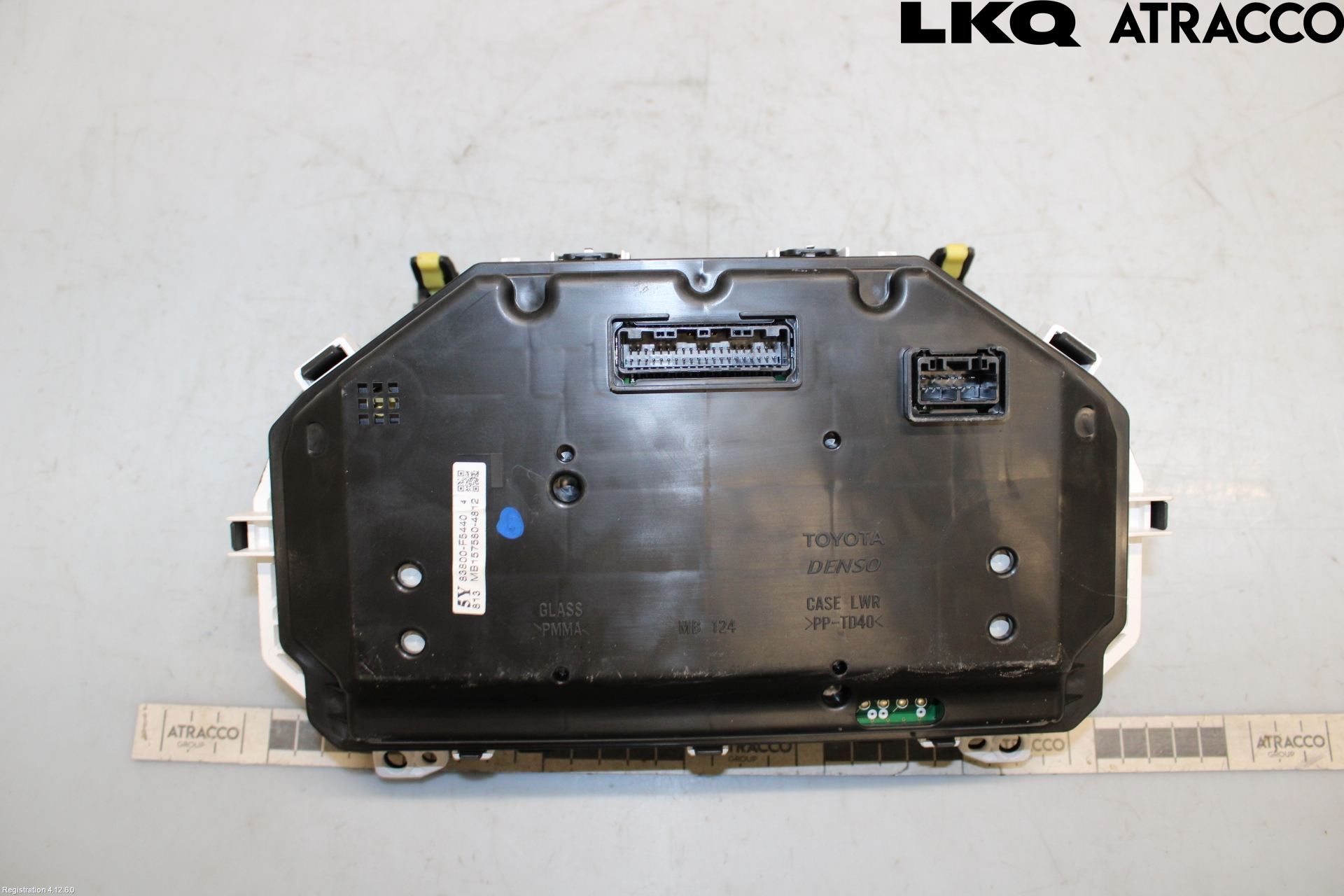 Toyota YARIS XP130 15-20 Instr Kombinert