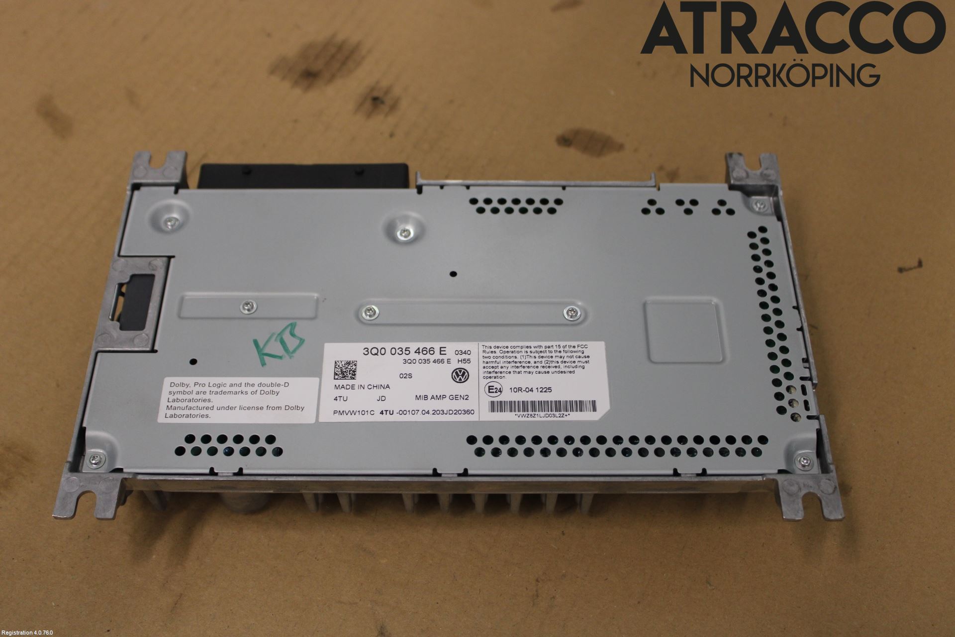 Volkswagen VW TOUAREG CR 18- Stereo Forsterker