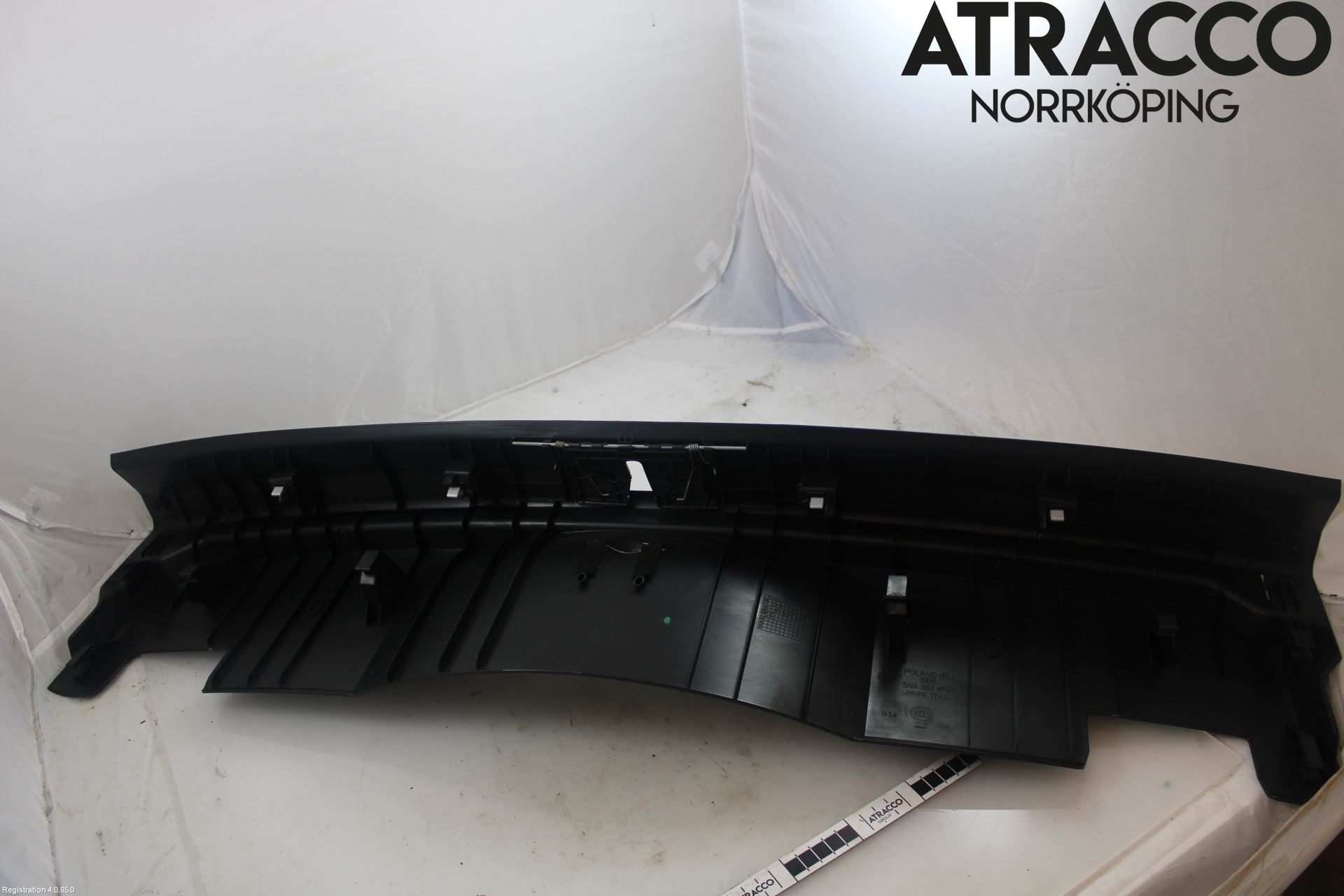 Volkswagen VW TIGUAN 16-24 Innr Bakluketrekk