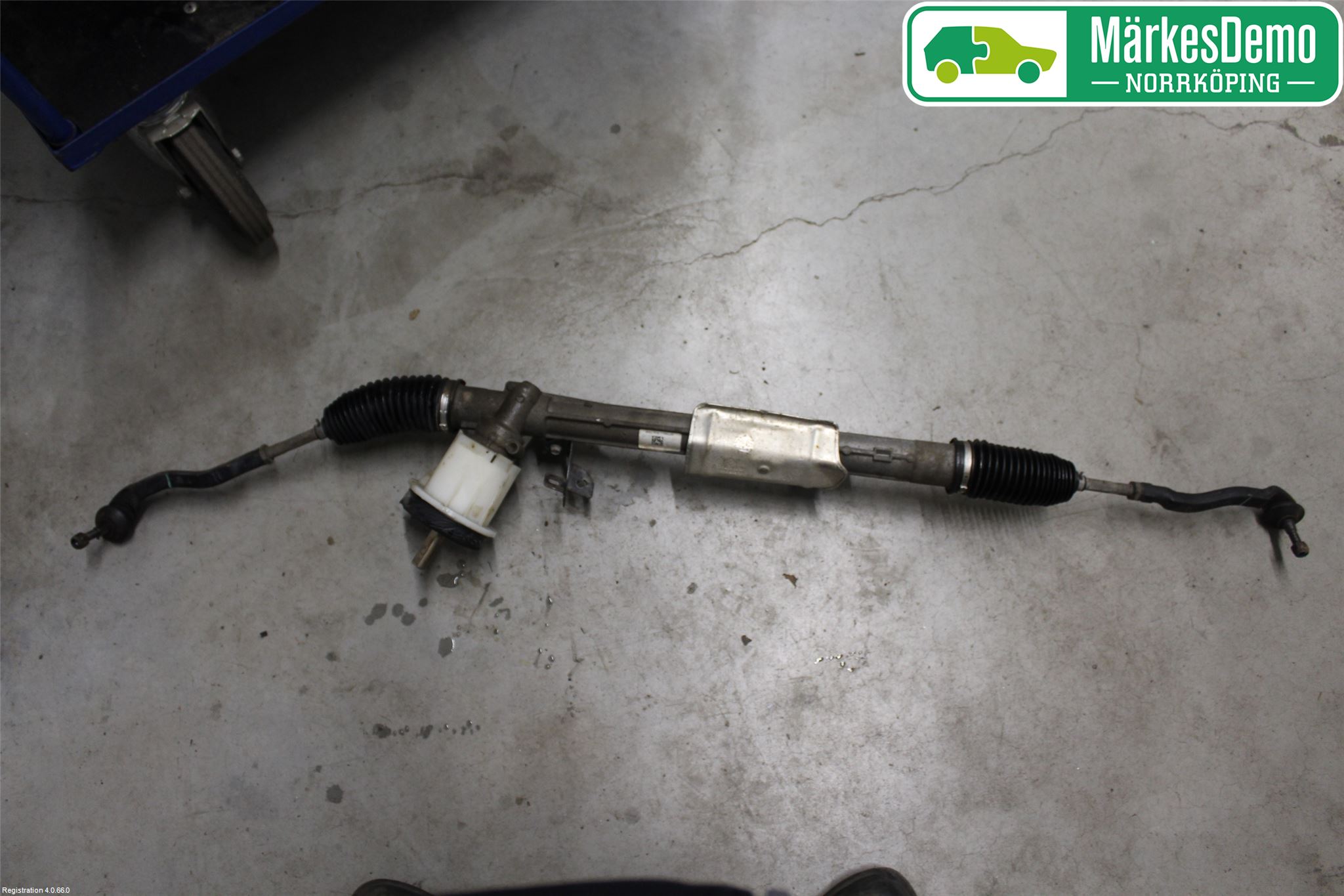 Mercedes-Benz MB CITAN (W415) 13-21 Servo Snekke - Tannstang