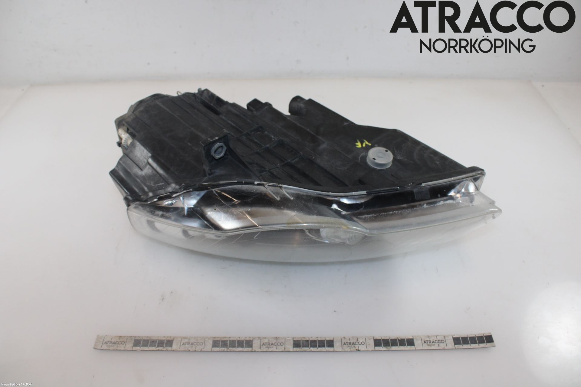 Volkswagen VW PASSAT 05-11 Frontlykt Venstre