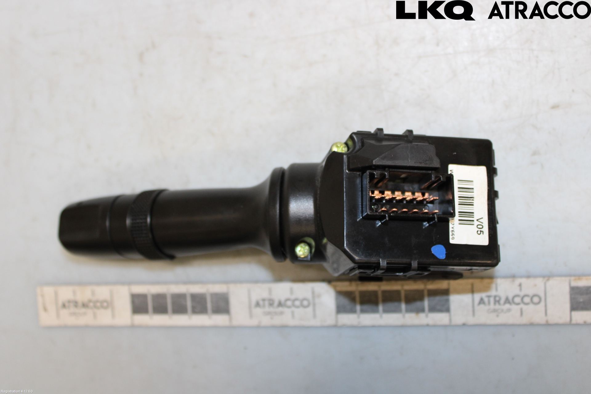 Hyundai i40 08-15 Bryter Ratt Visker - Spyler