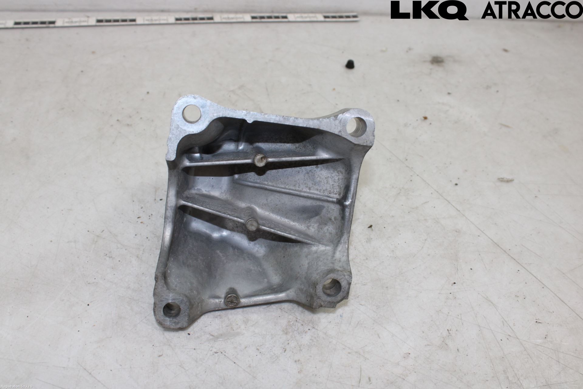 Lexus IS 250/350 14-20 Motor Feste Stål-Alu