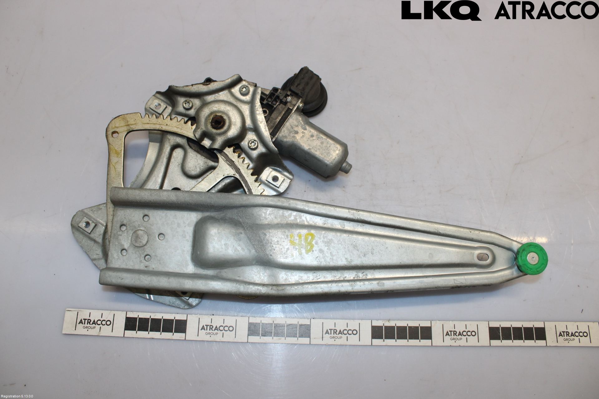 Toyota YARIS XP130 12-14 Vindusheis El Komp
