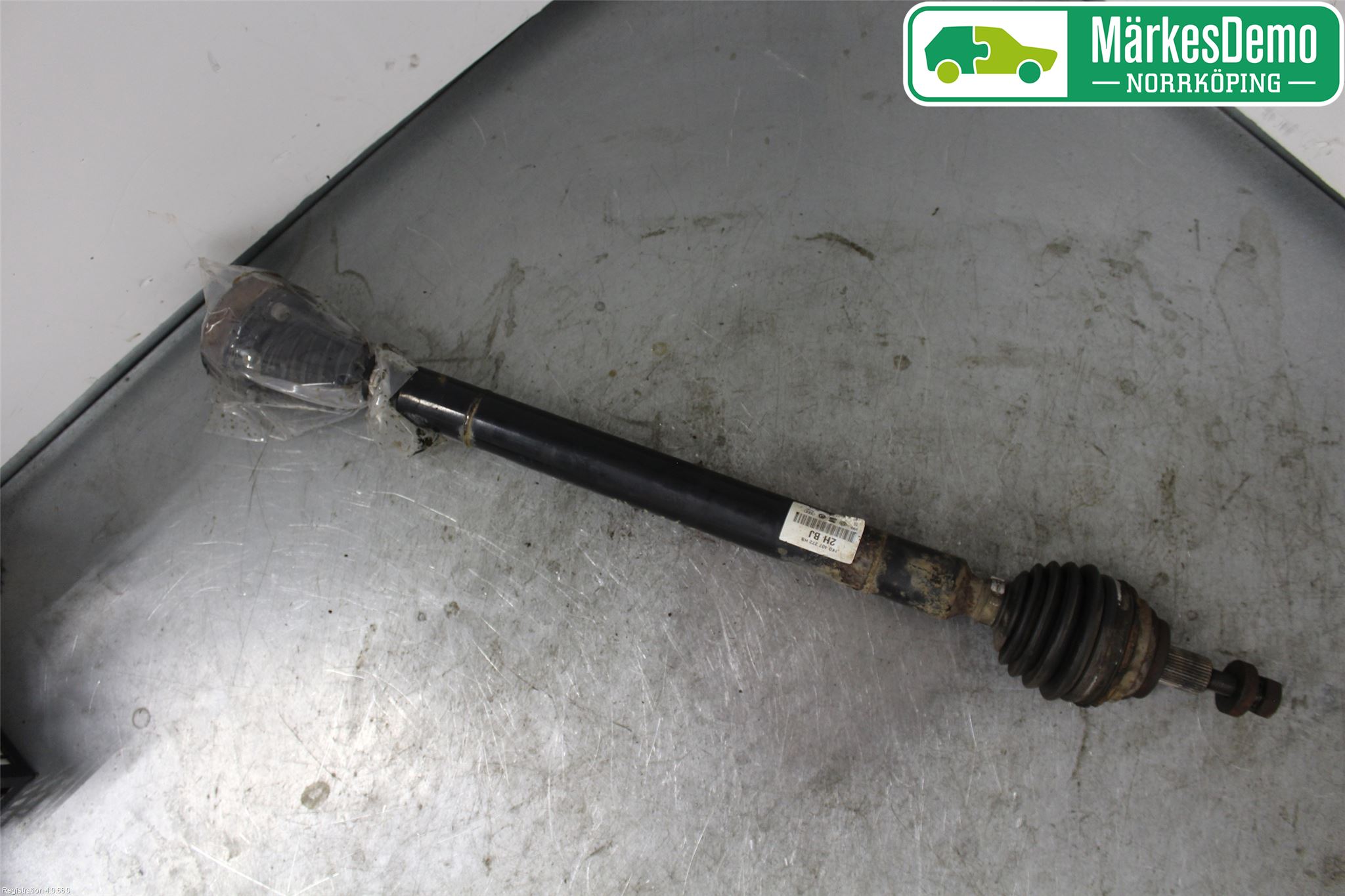 Volkswagen VW GOLF PLUS/CROSS GOLF 04-14 Drivaksel Foran Kompl Høyre