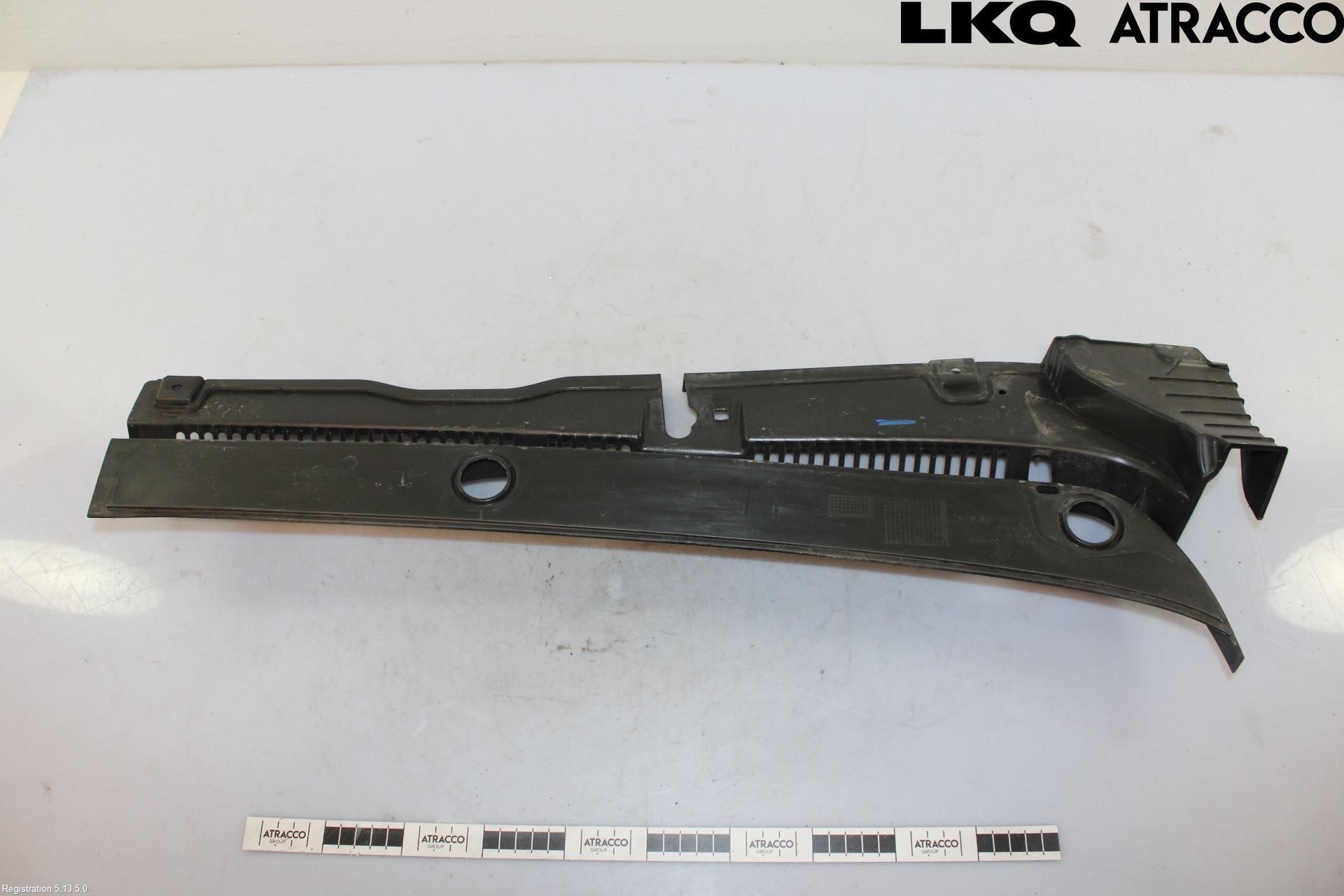 Volkswagen VW GOLF SPORTSVAN 15-20 Visker Deksel-Grill-Under Frr