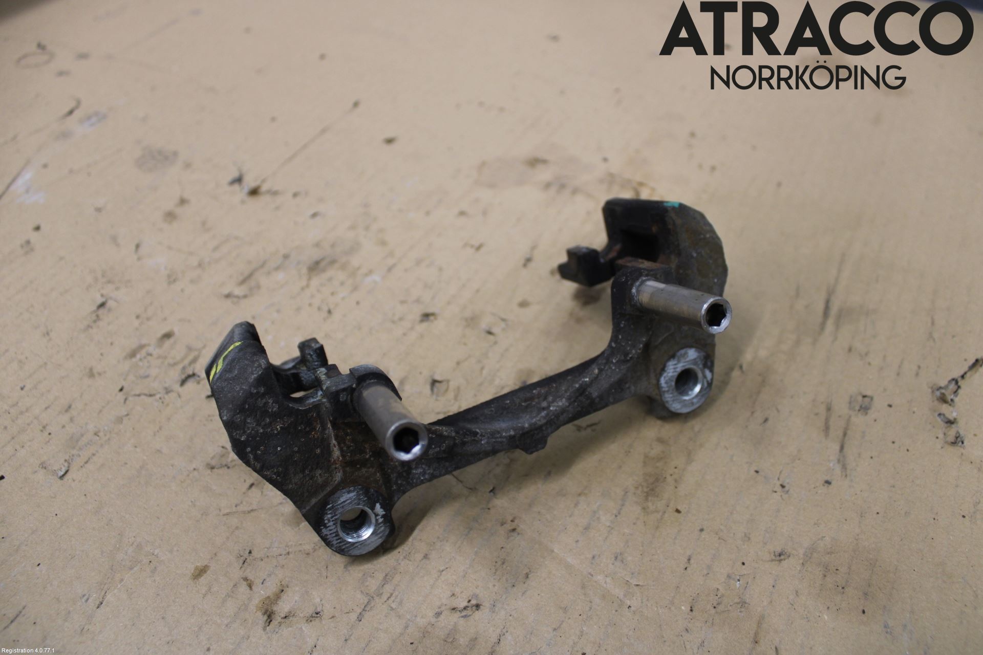 Toyota YARIS XP21 20- Bremsecaliper Feste Holder