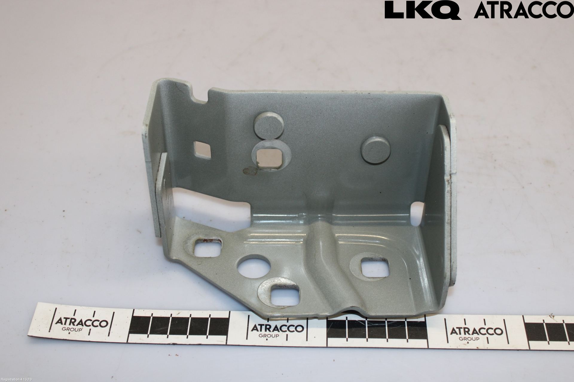 Nissan NV300 16-22 Panser Hengsel - Hengsler