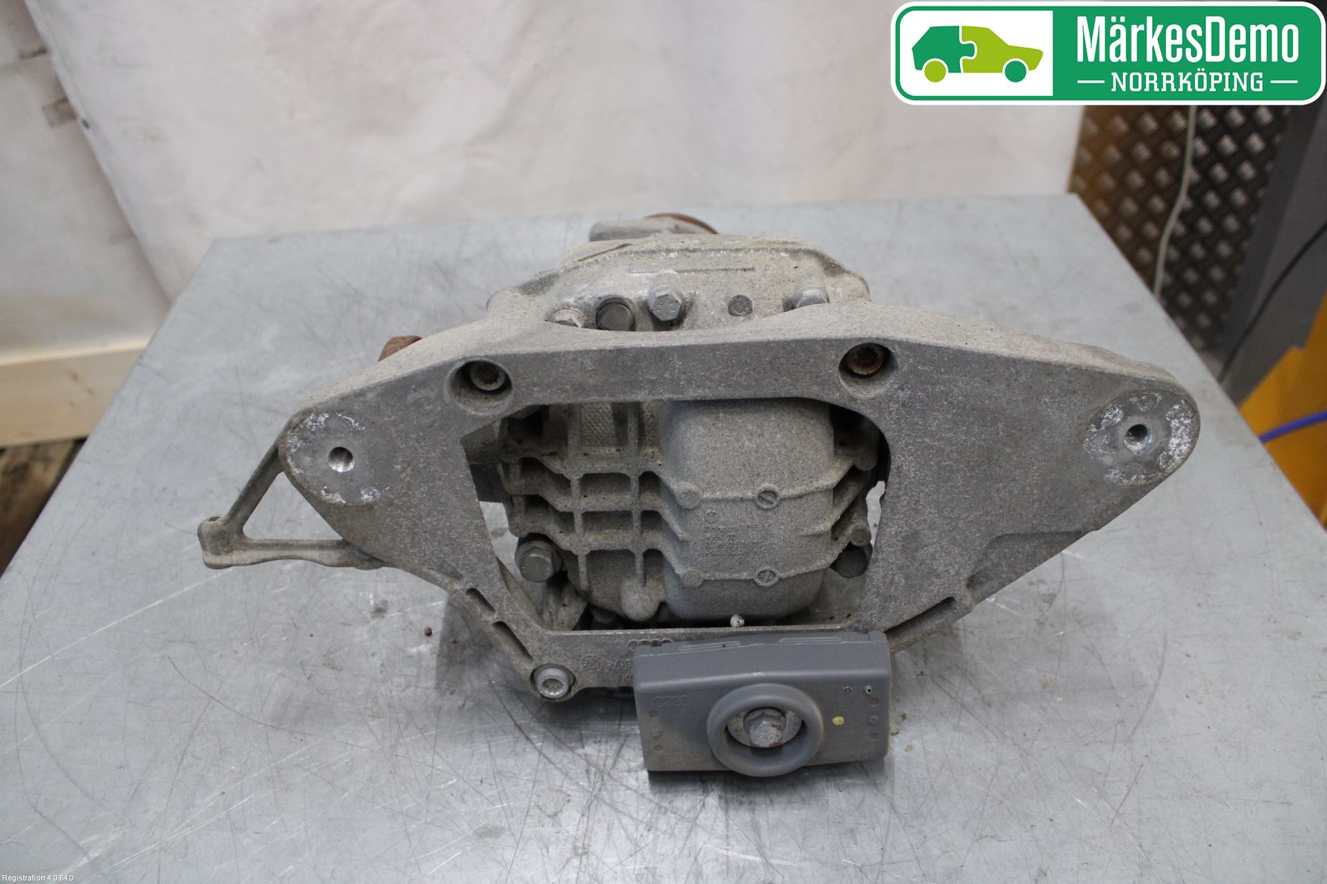 Audi A6/S6 4G 11-18 Bakaksel Kardang Bak -Diff