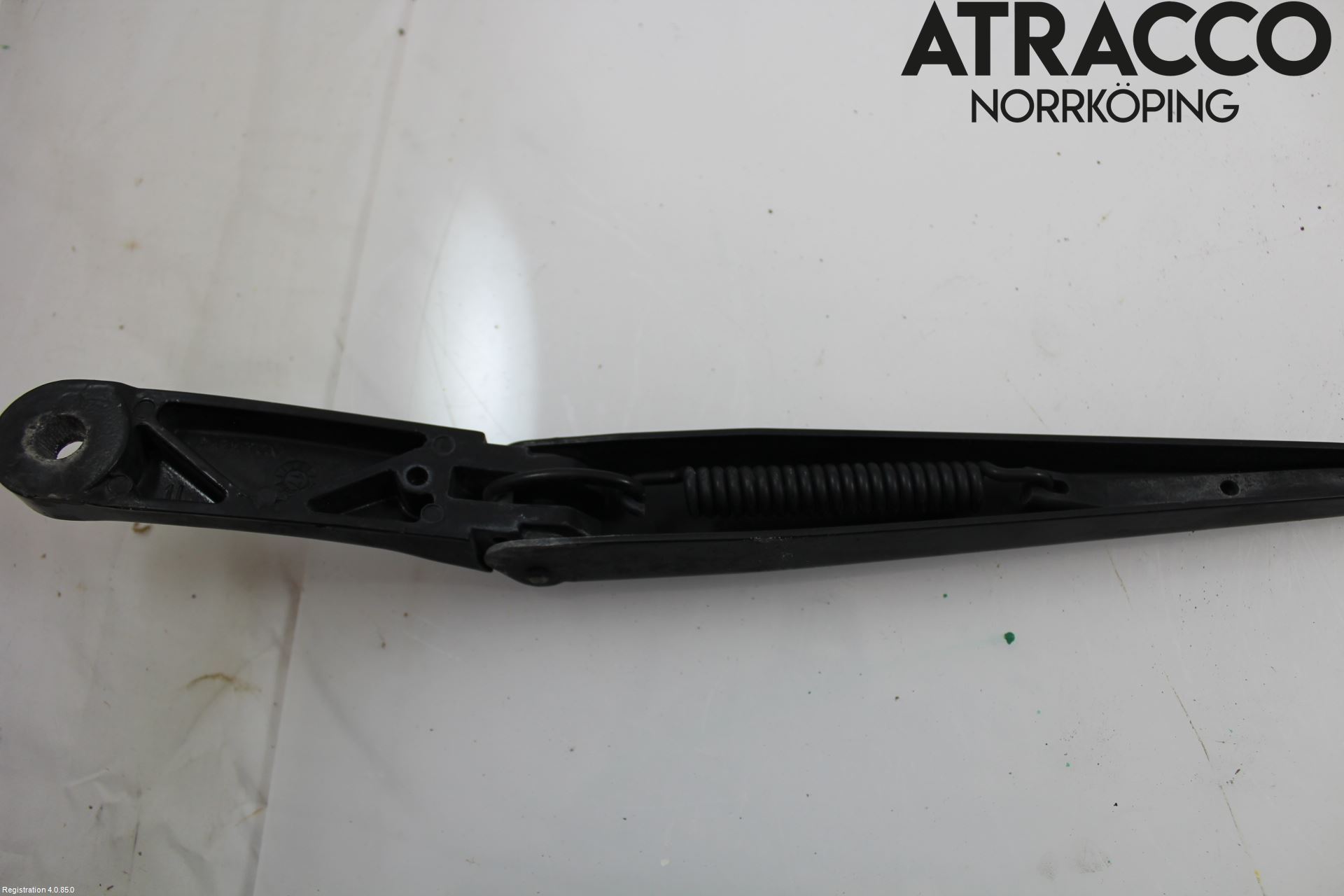 Skoda SUPERB 16-24 Viskerarm-Armer Frontrute