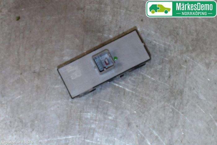 Volkswagen VW POLO 10-17 Bryter Vindusheis
