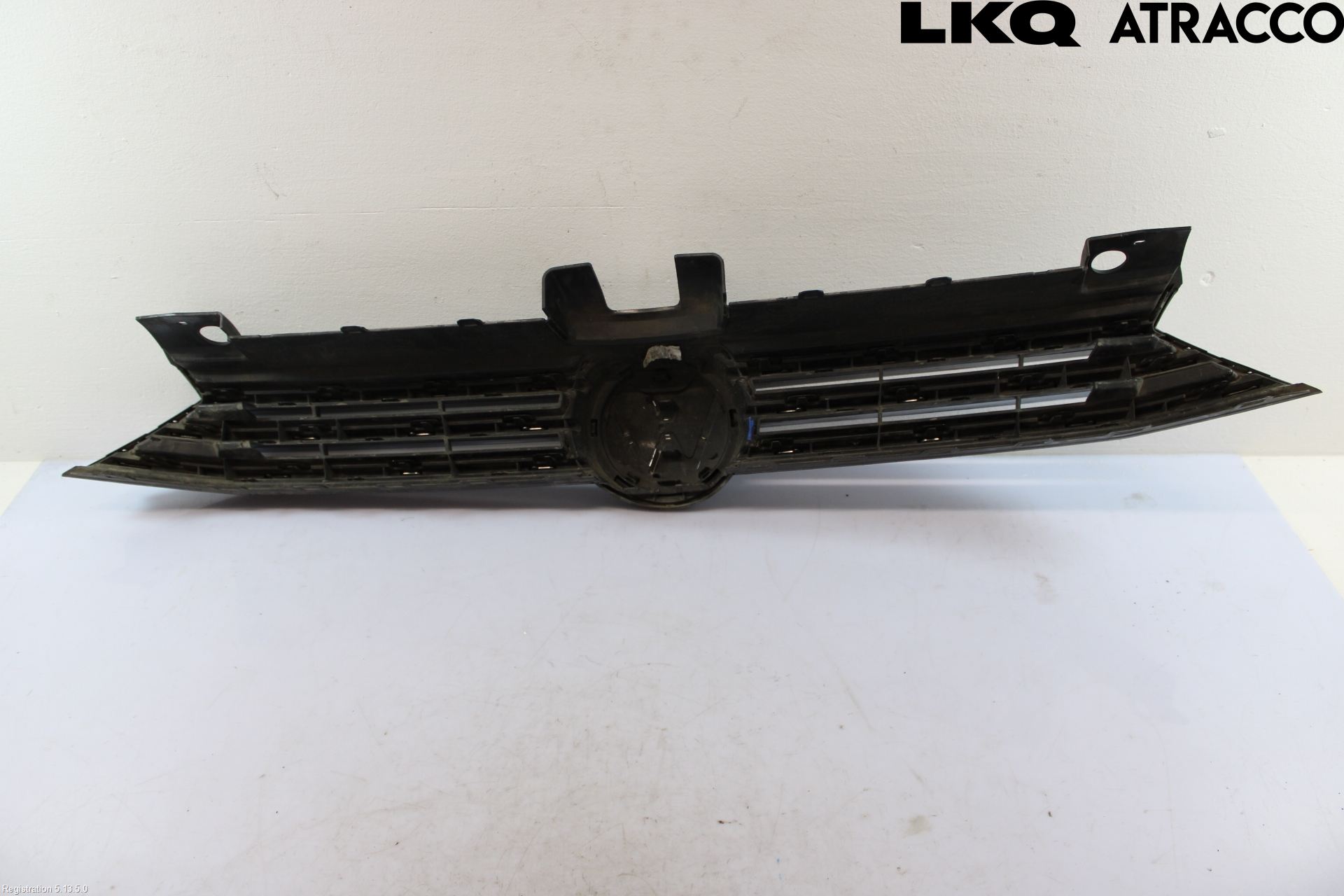 Volkswagen VW GOLF SPORTSVAN 15-20 Grill Komplett