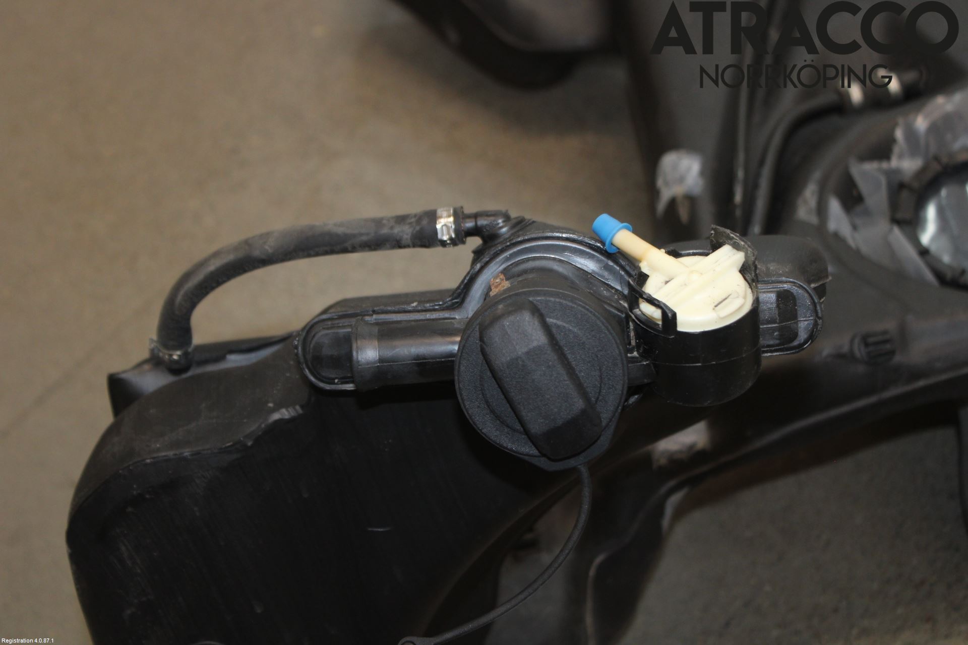 Audi A4/S4 99B-00 Drivstofftank Innsprøytning