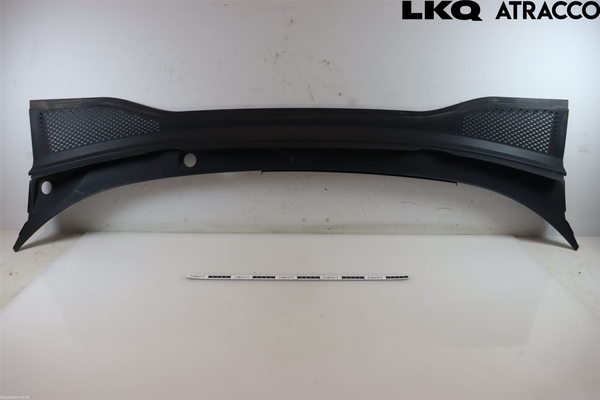 Volkswagen VW ID.4 21- Visker Deksel-Grill-Under Frr