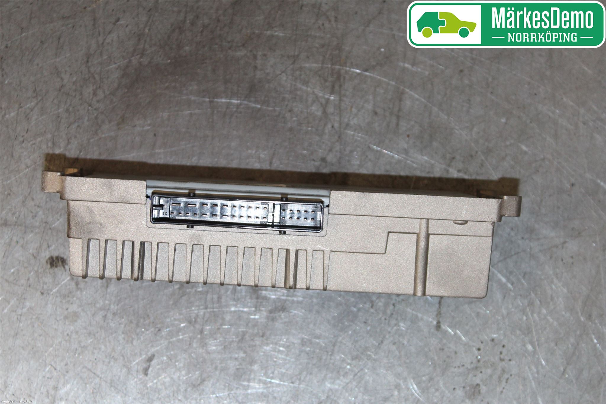 Audi A4 12-15 Stereo Forsterker