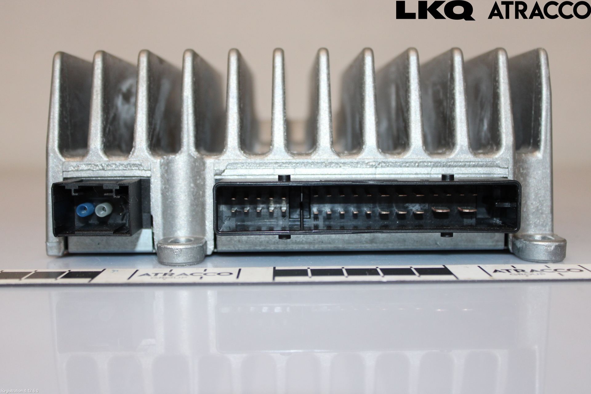 Mercedes-Benz MB E-KLASS (W212) 09-16 Stereo Forsterker