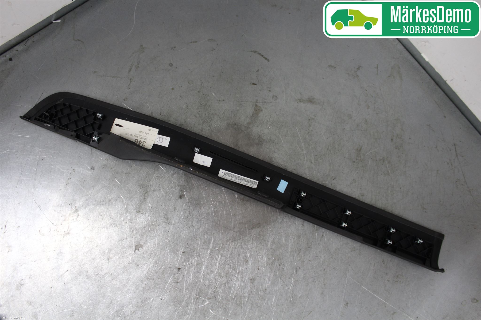 Jaguar XK/XKR 06-14 Instrumentkonsoll Midt