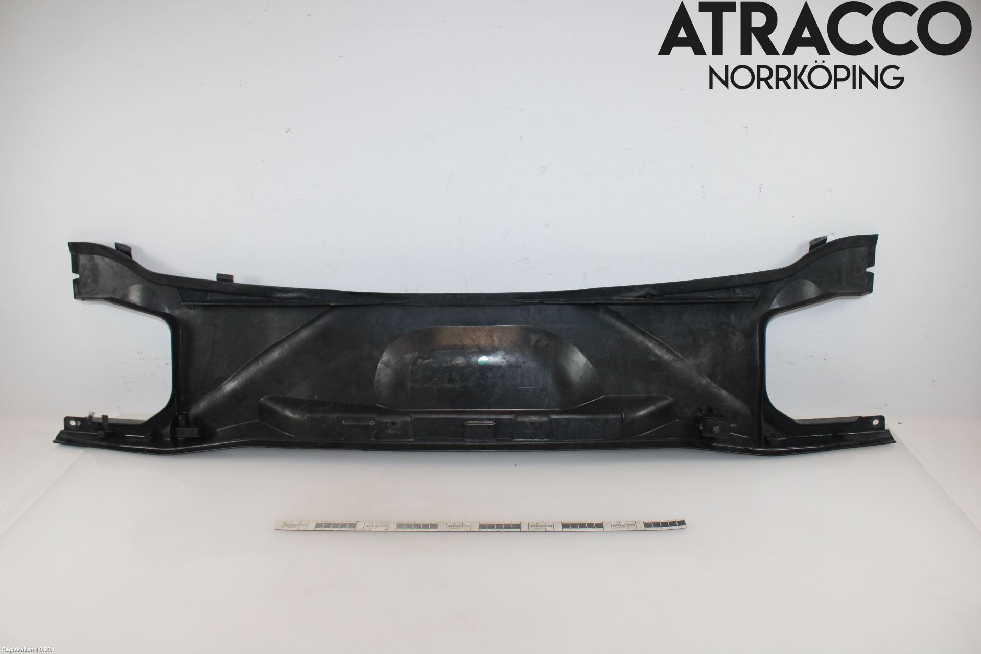 BMW 1 E87/81 5D/3D 03-11 Visker Deksel-Grill-Under Frr