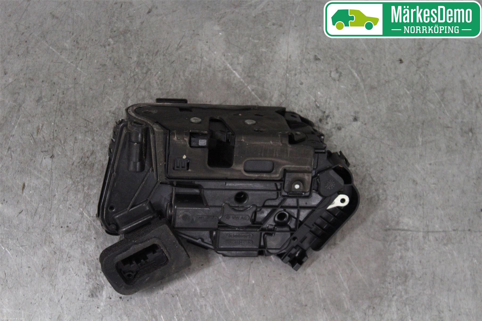 Volkswagen VW GOLF / E-GOLF VII 13-20 Dørlås - Låsekasse