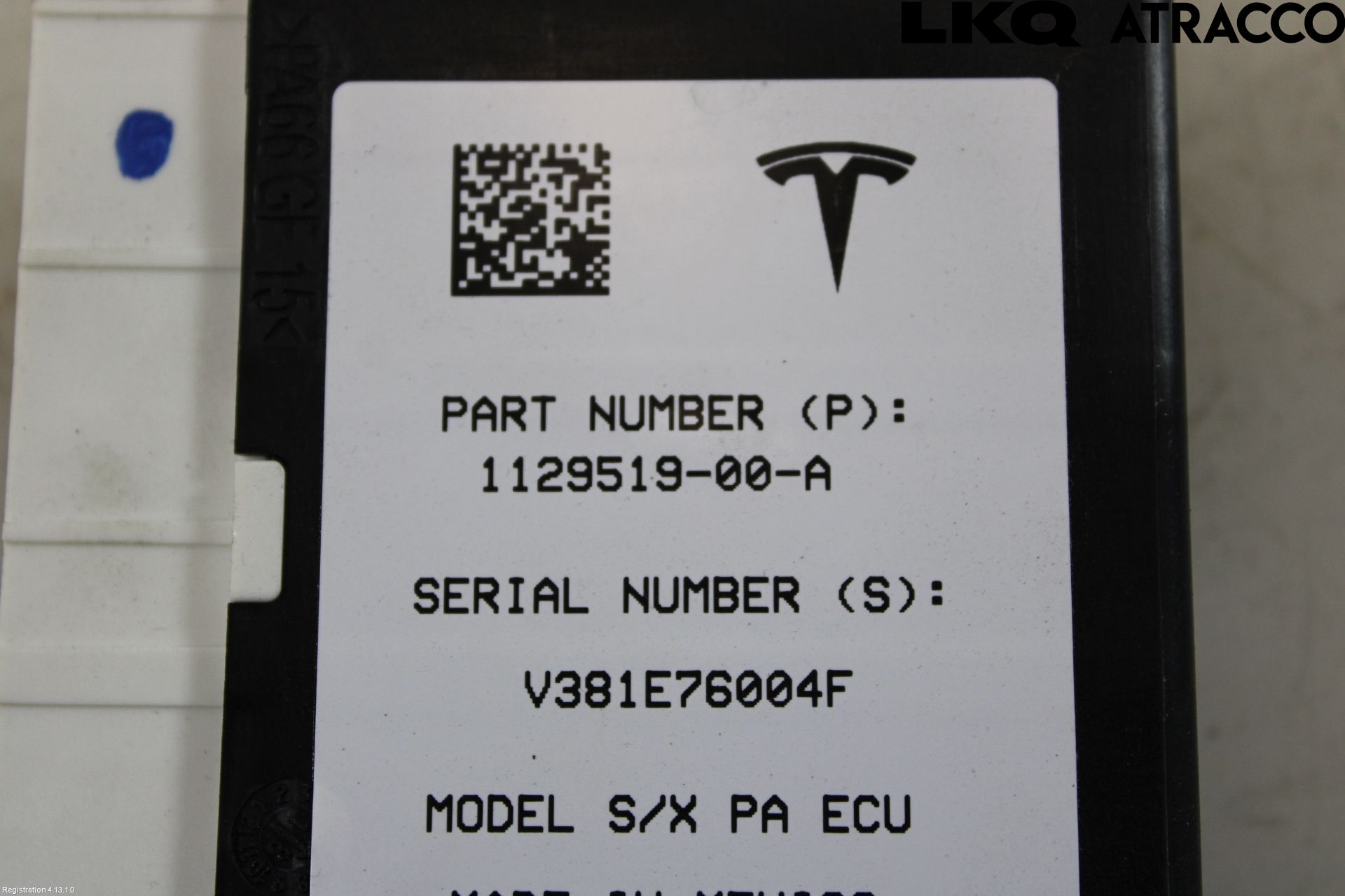 Tesla MODEL X 16- Styreenhet Parkering