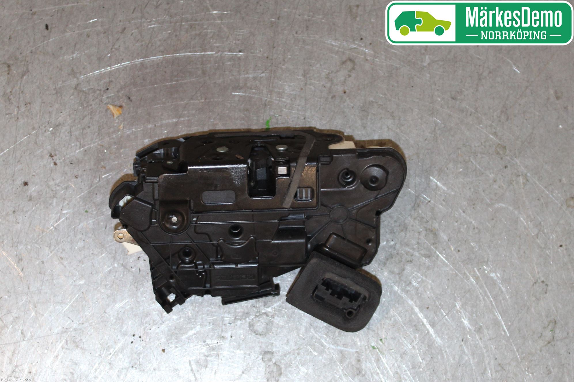 Volkswagen VW GOLF / E-GOLF VII 13-20 Dørlås - Låsekasse