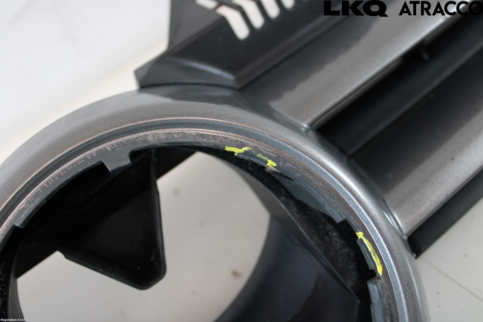 Volkswagen VW GOLF V 04-09 Grill Komplett
