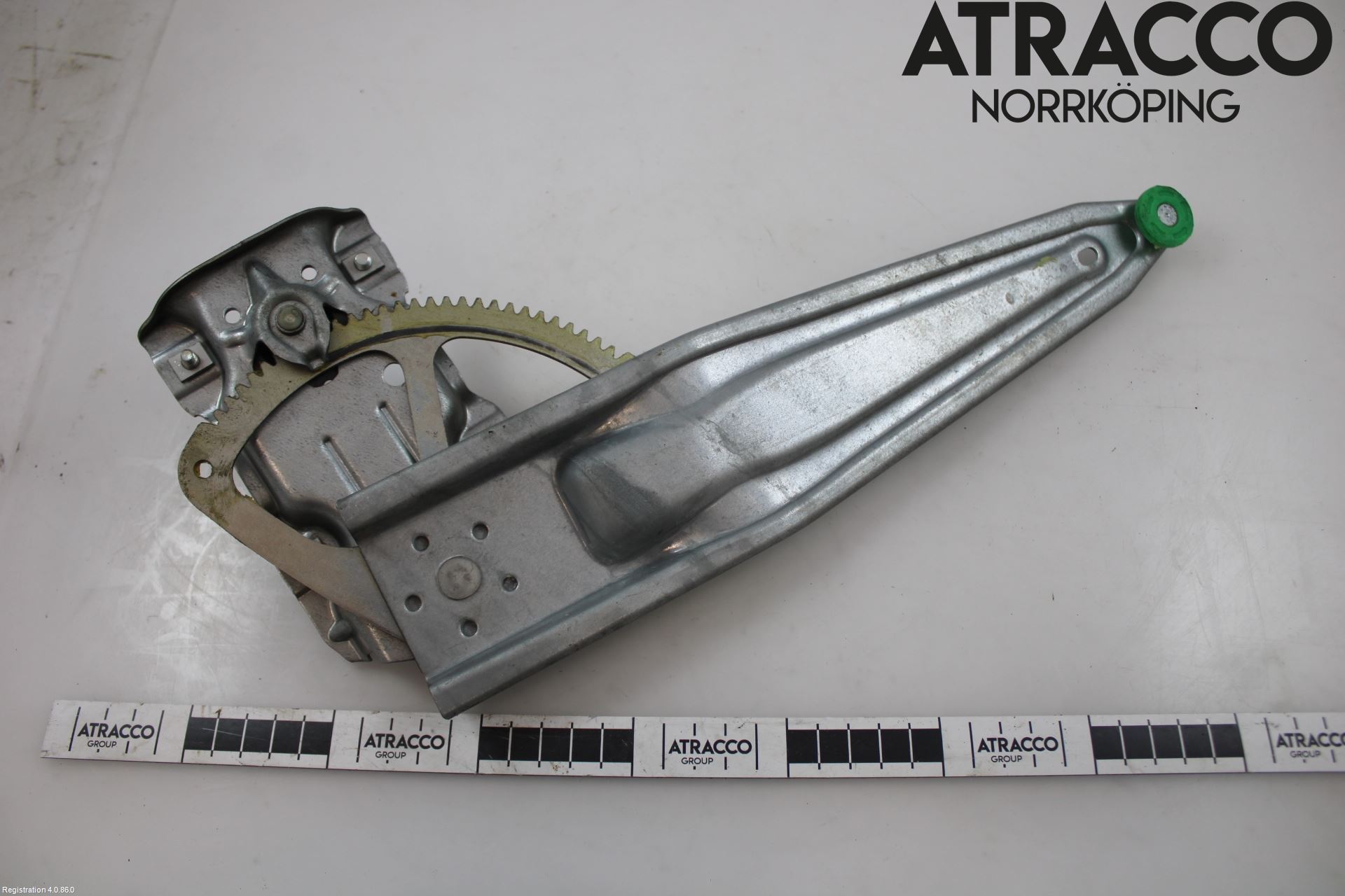 Toyota YARIS XP130 12-14 Vindusheis El Komp